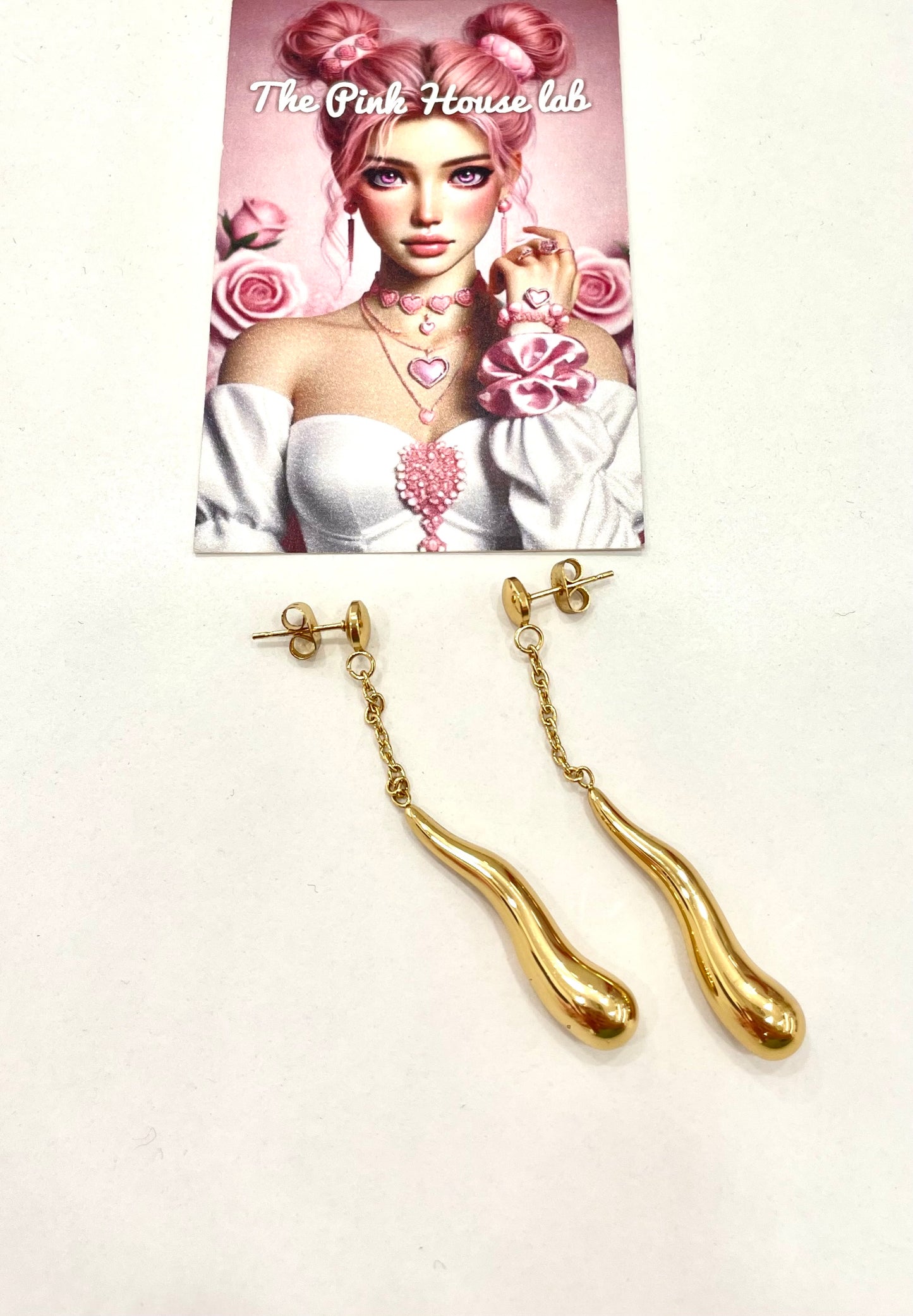 Κρεμάστε ατσάλινα σκουλαρίκια!