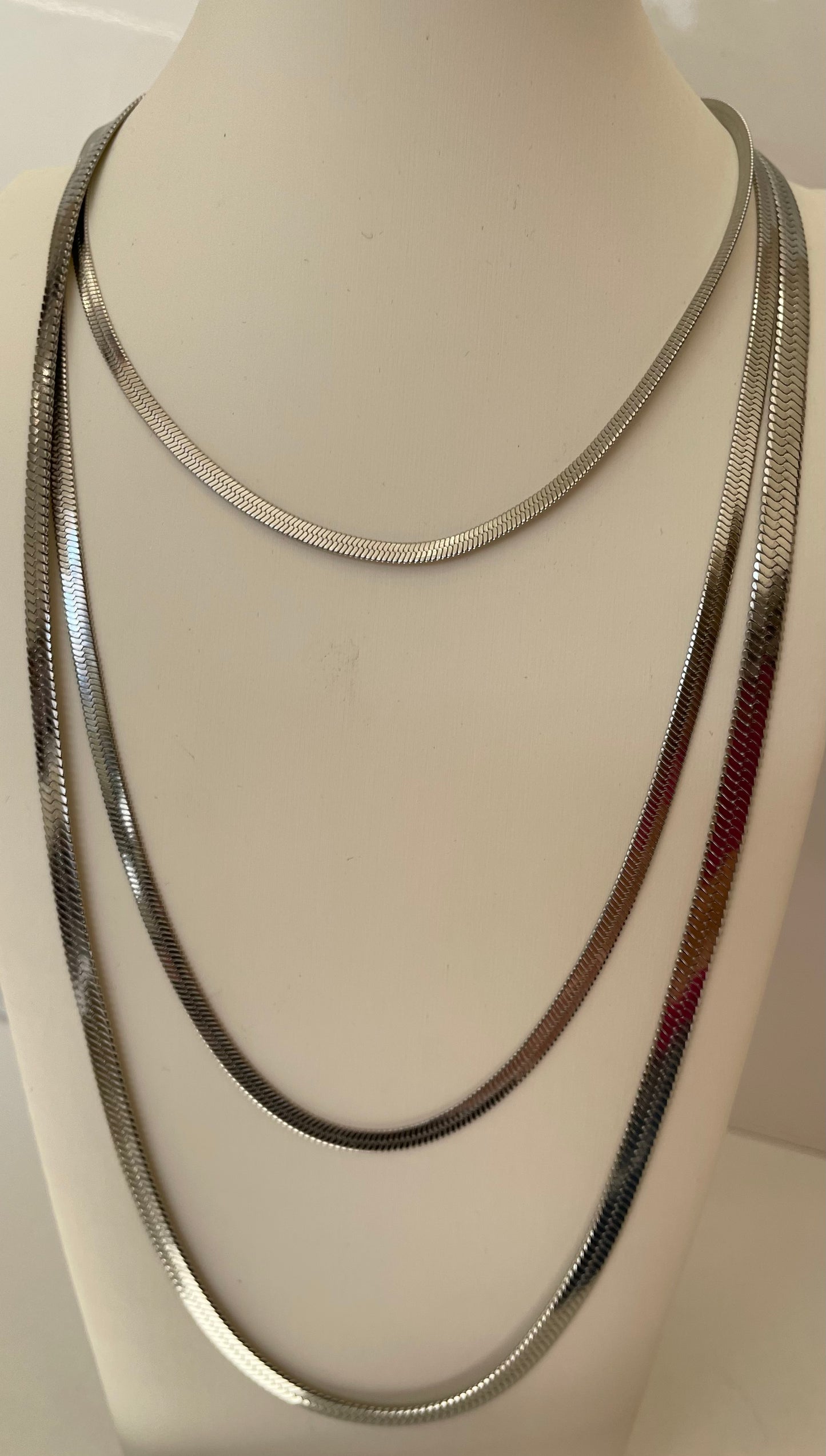 Ατσάλινο κολιέ !