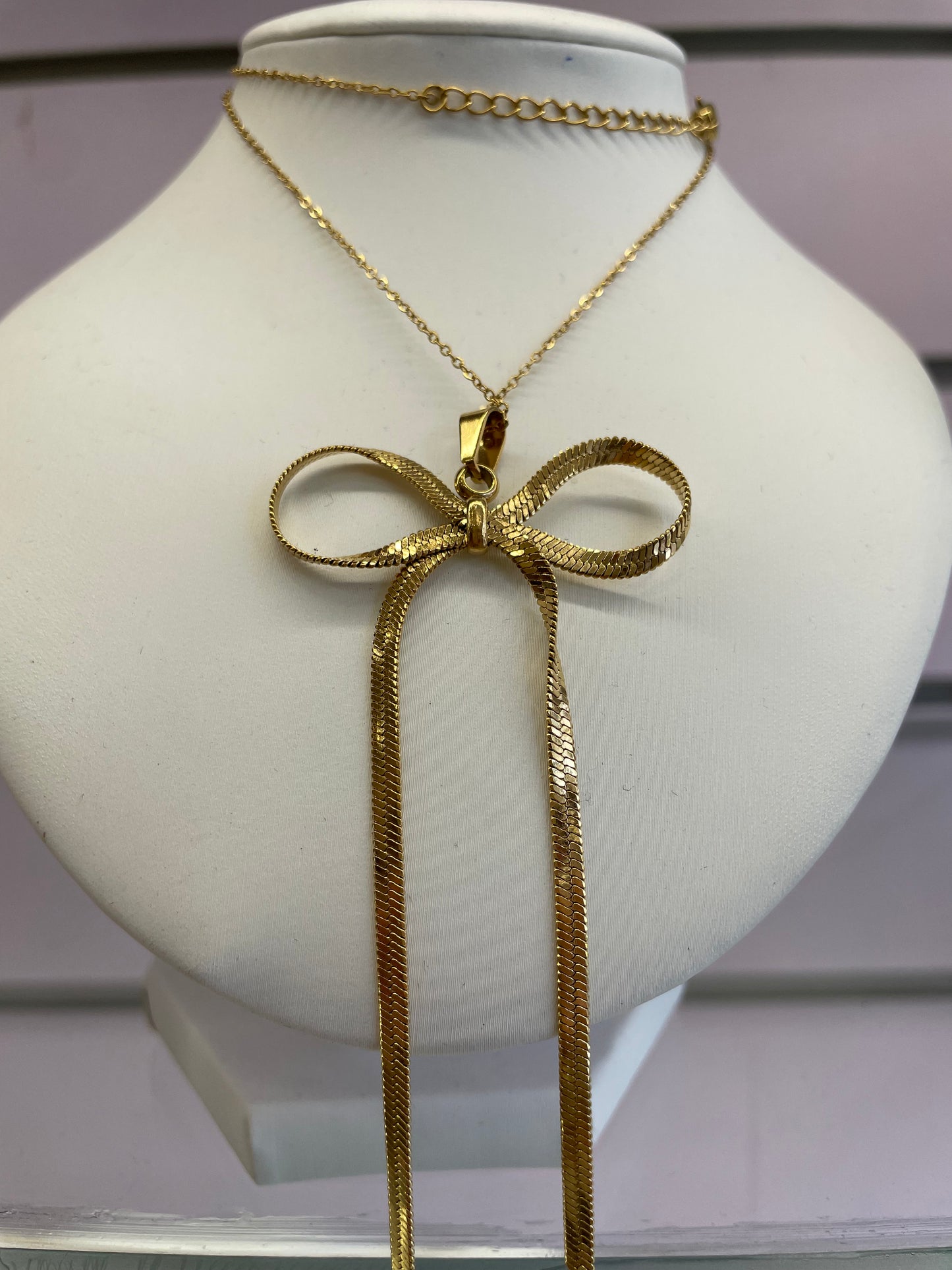 Κολιέ ατσάλινο !